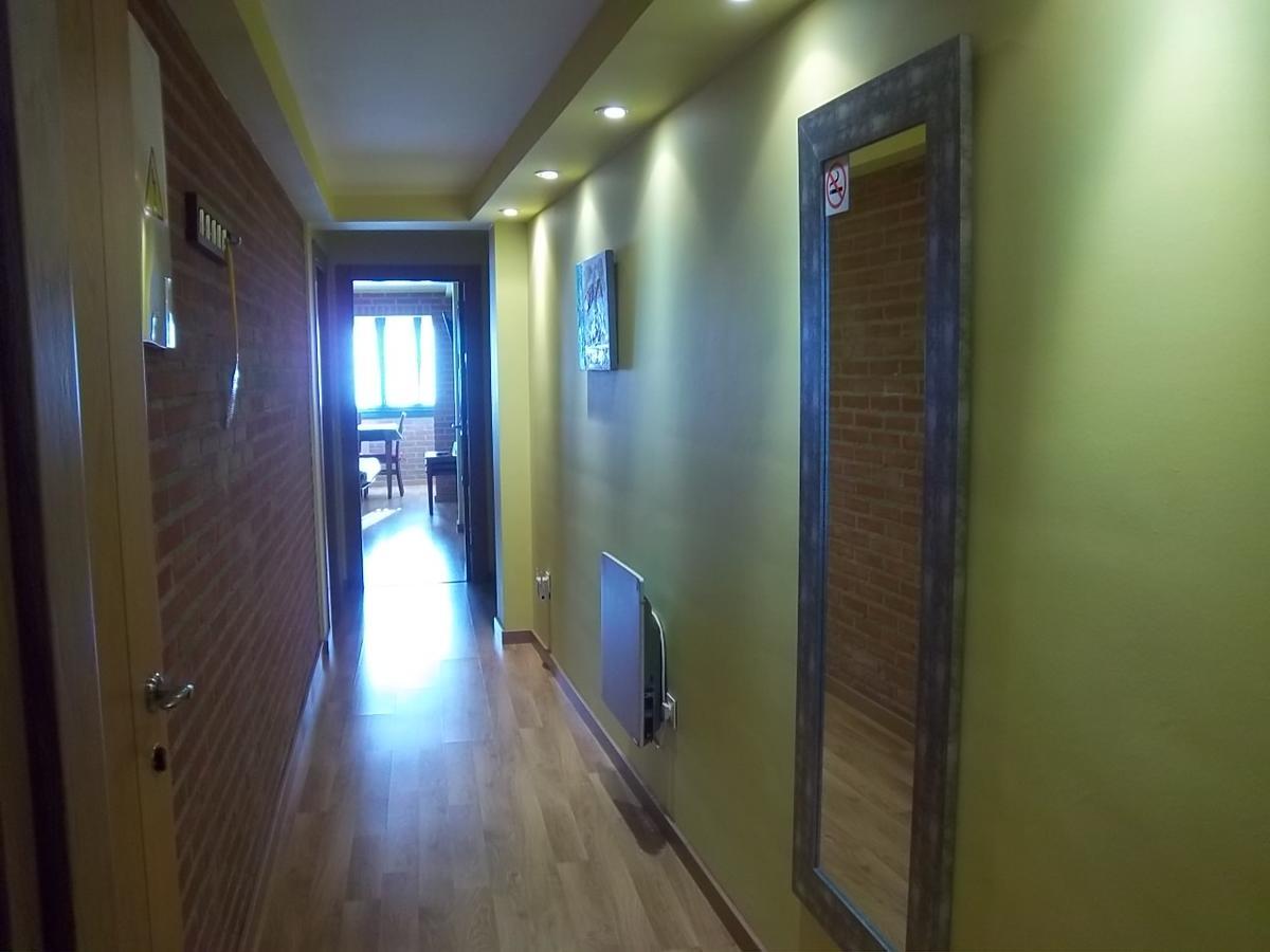 Apartamentos Entrepalacios Авілес Екстер'єр фото