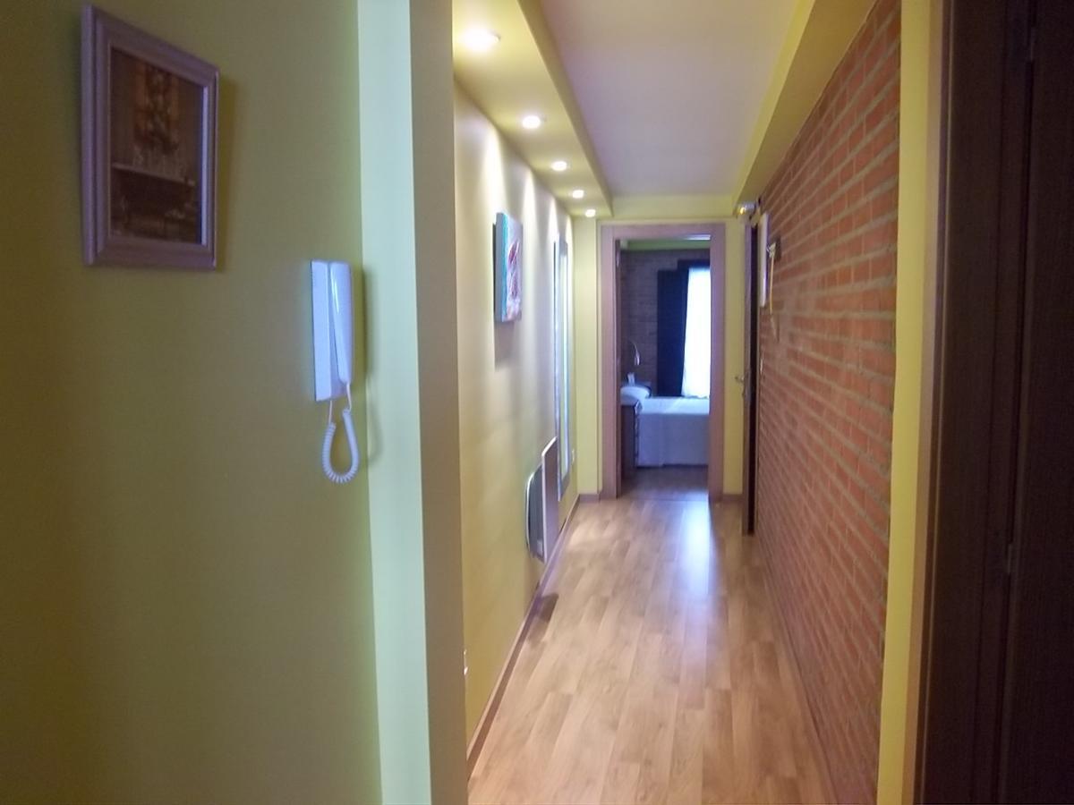 Apartamentos Entrepalacios Авілес Екстер'єр фото